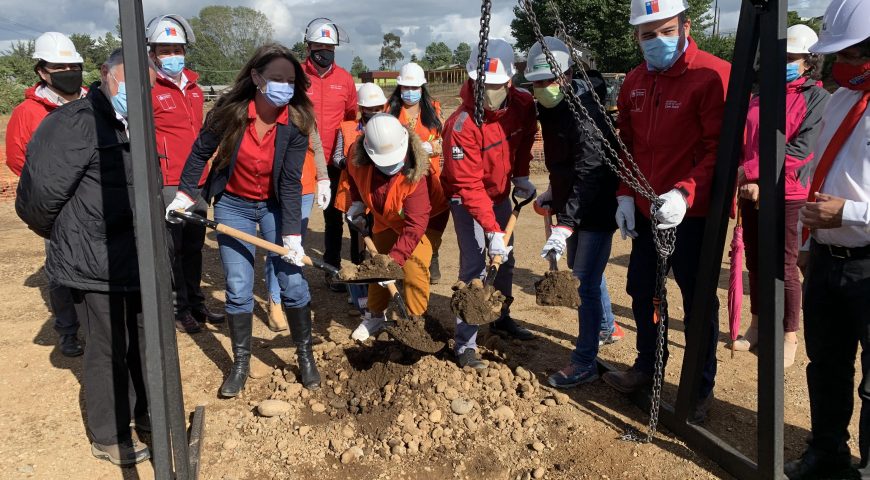 Autoridades dan inicio a trabajos de proyecto Gente de Corazón en Río Bueno