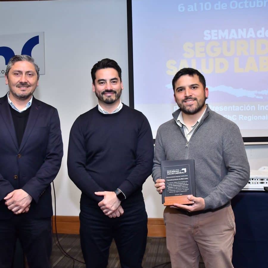 Avifel recibe galardón CChC en Seguridad y Salud Laboral